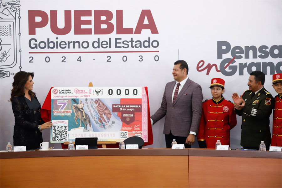 Presentó Armenta y Salomón billete de la Batalla de Puebla