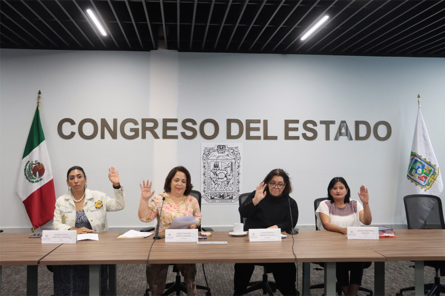Declaró Congreso improcedentes algunas iniciativas