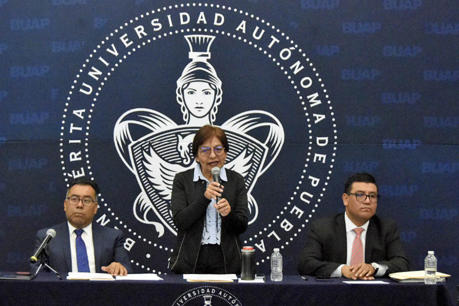 Aprueban extensión del cargo de representantes del CU