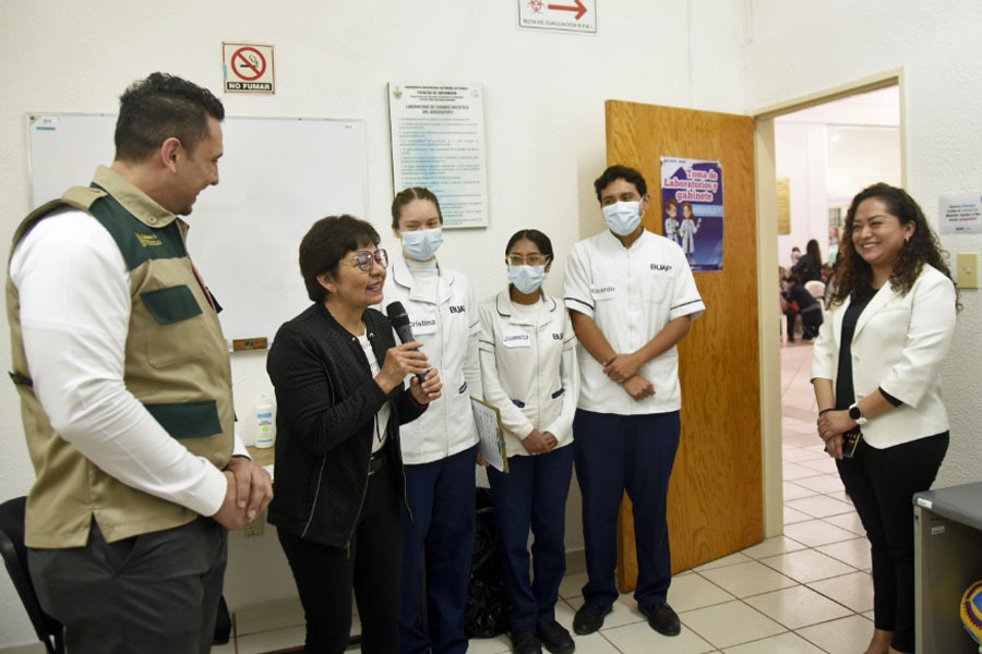 En la Jornada Formando Comunidades Saludables, la rectora reconoció el trabajo de los estudiantes y docentes quienes se han ganado el respeto de esta localidad.