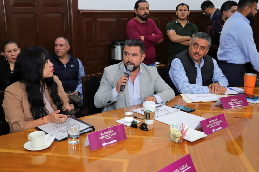 Del 04 de marzo al 30 de junio fueron modernizadas 9 mil 117 luminarias; durante el año serán atendidos 202 mil 070 metros cuadrados por bacheo.