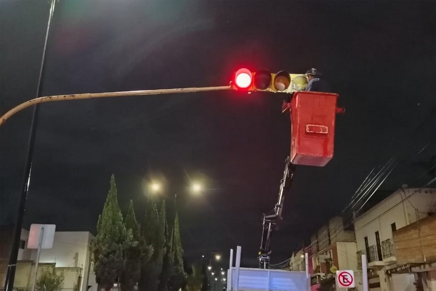 Se realizó mantenimiento preventivo a semáforos ya existentes, con el objetivo de prolongar su vida útil y asegurar su operatividad de manera continua.