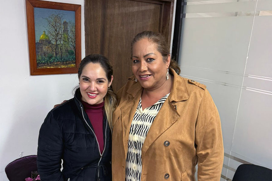 Atiende Gabriela Chumacero peticiones sobre registro civil